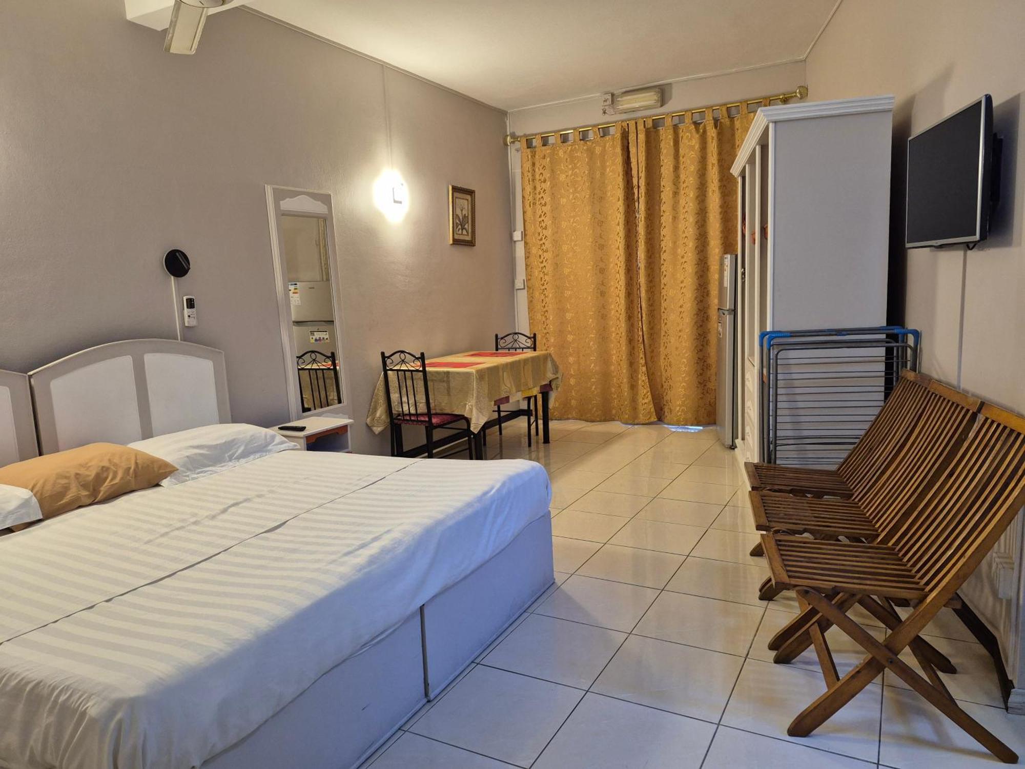 Monalysa Holidays Grand-Baie Exterior photo